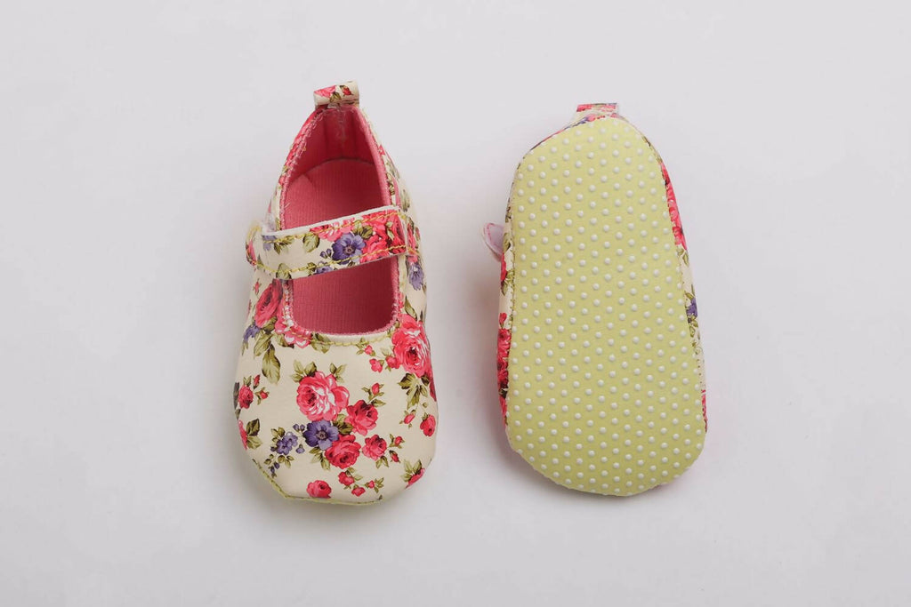 Tiny Bugs Girls Flowral Print Infants Booties - Pink | Grocsy