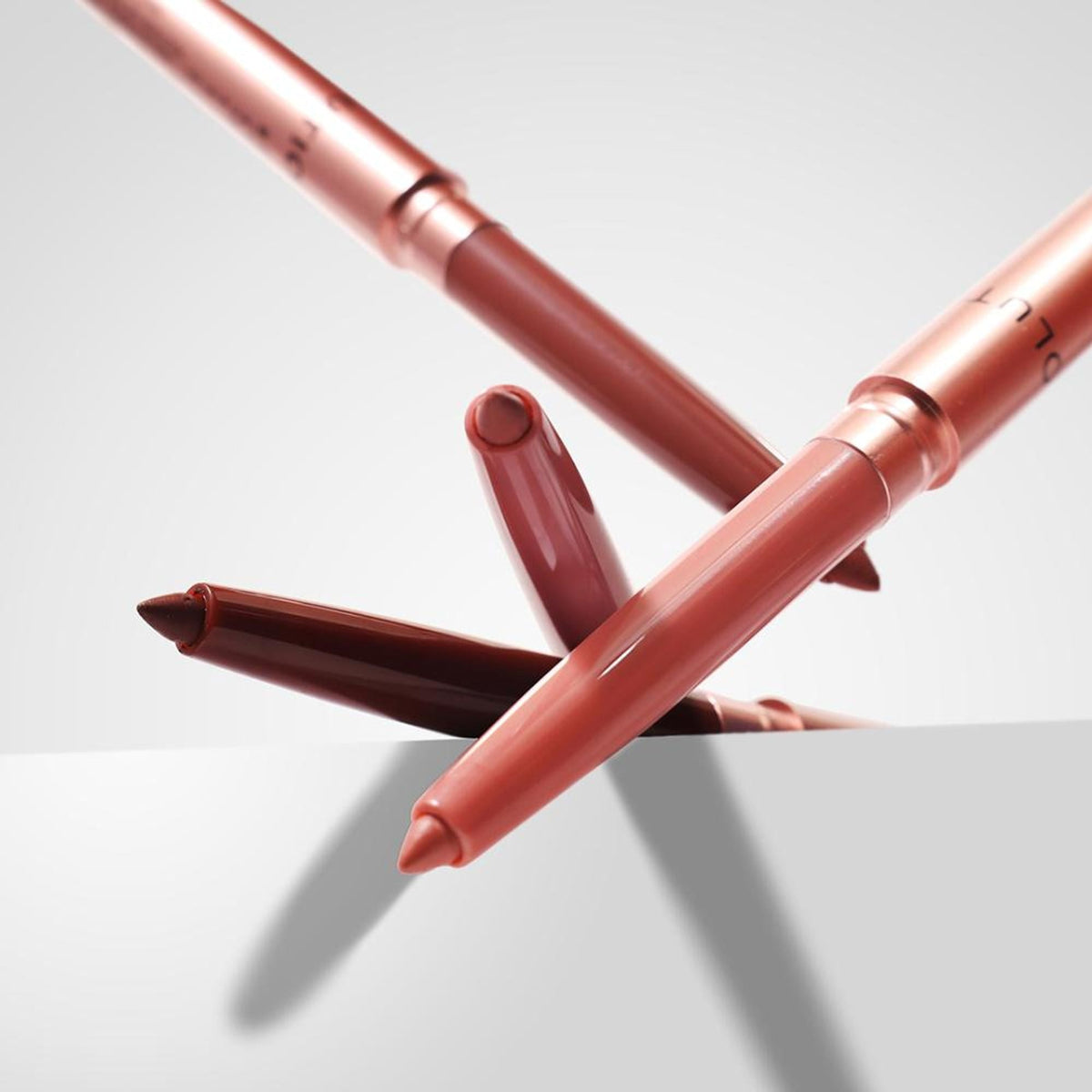 Makeup Revolution Pout Bomb Plumping Lip Liner - Deepest Mauve | Grocsy