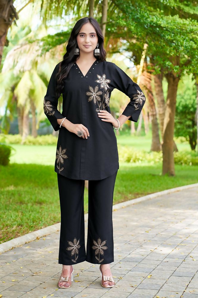 Teeya Creation New Latest Stylish Elegant Black Embroidered Kurti with Matching Pants Co-ord Set | Grocsy