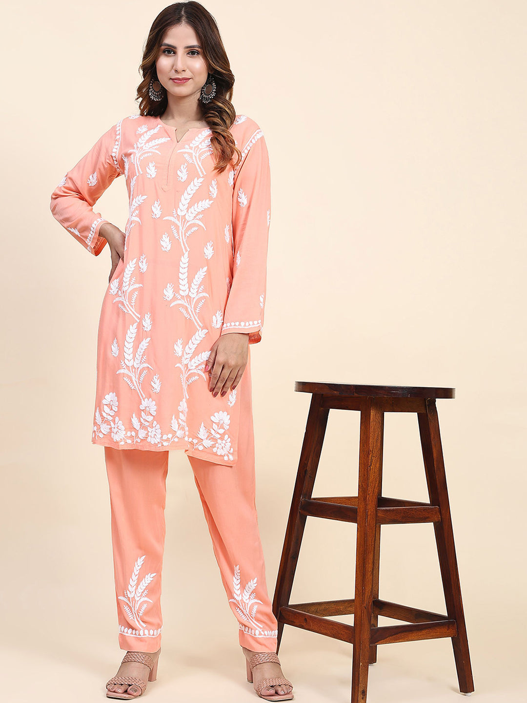 HOUSE OF KARI Floral Embroidered Chikankari Pure Cotton Kurta with Trousers | Grocsy