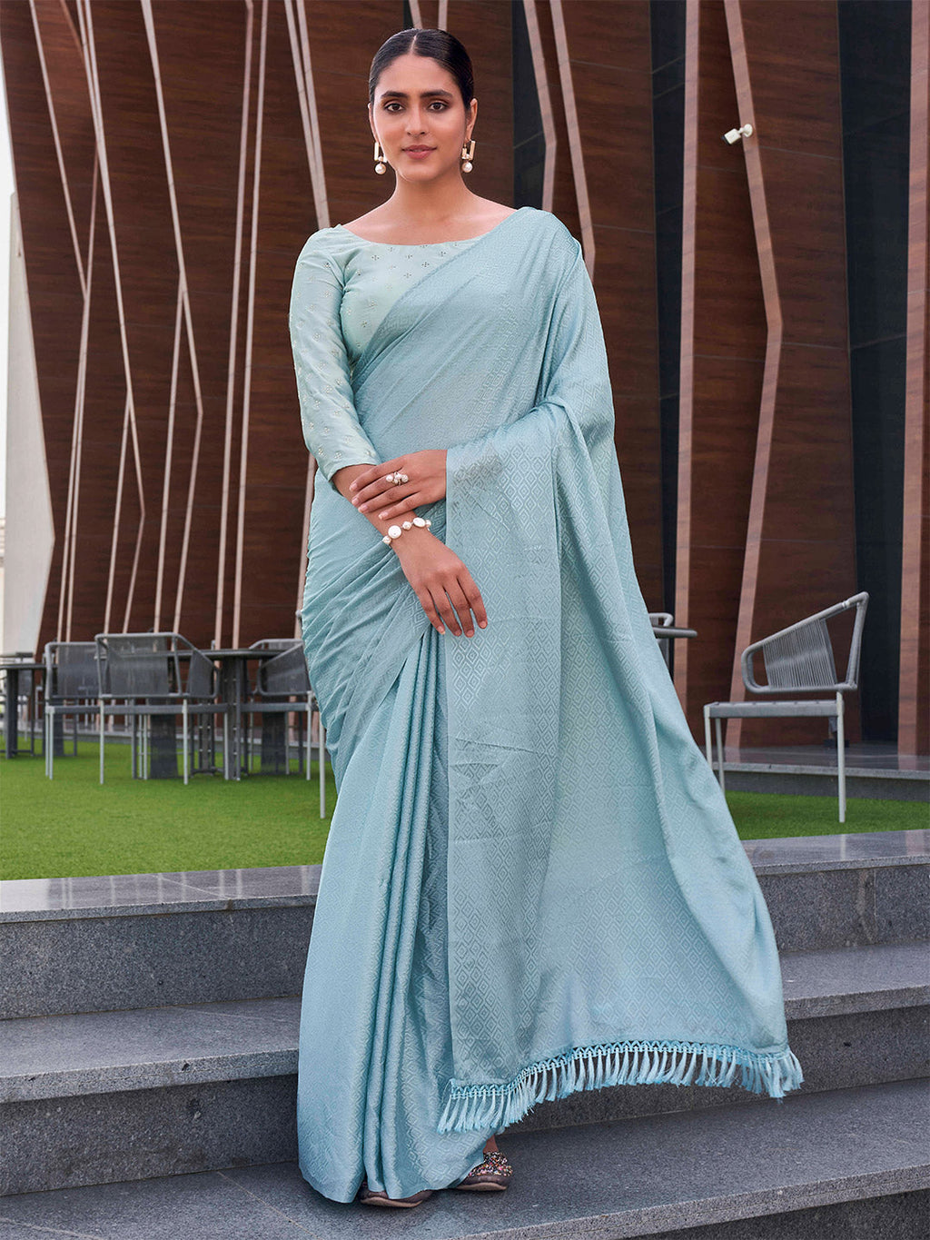 Tikhi Imli Geometric Printed Saree With Tassels | Grocsy