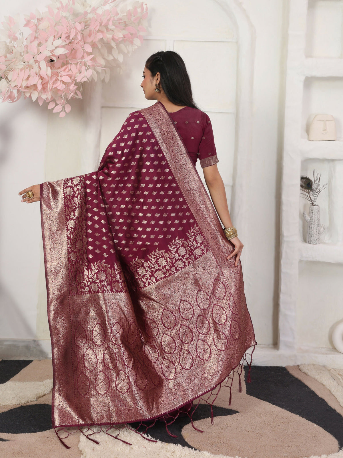 Shree Shyam Fashion Lichi Silk Green Saree | Grocsy
