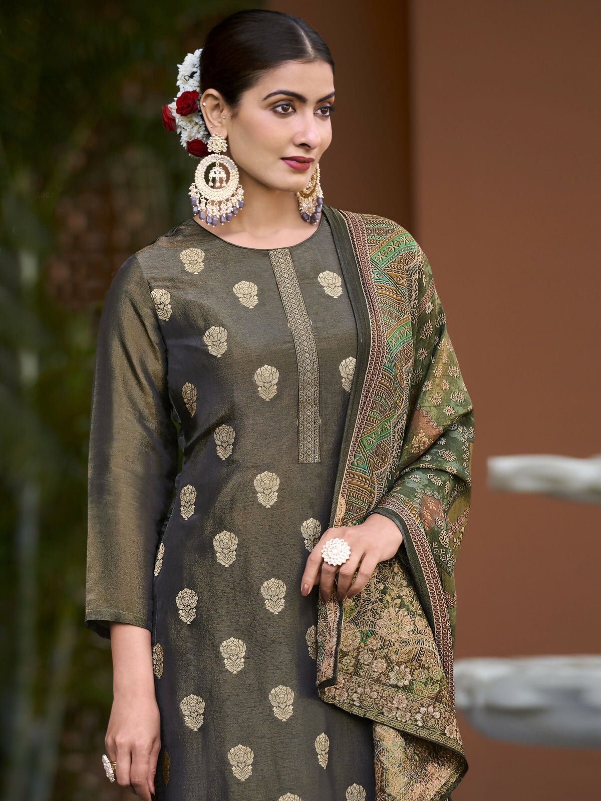 Jyoti Fashion Women's Green Pure Silk Elegant Jacquard Woven Kurta with Trouser & Dupatta | Grocsy