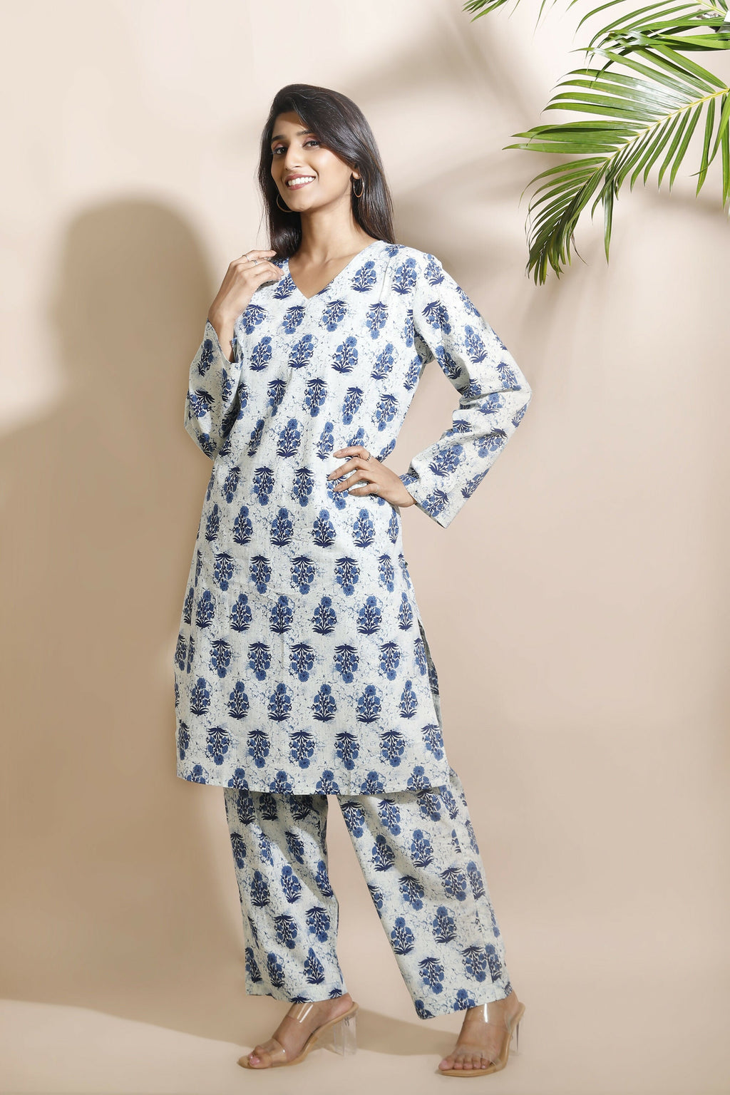 Breathables Women’S Cream Cotton Indian Motif Butta Loungewear Co-Ord Set – Long Kurta & Pants | Grocsy
