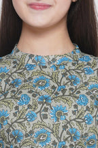 Little Bansi Floral Print Ready To Wear Saree And Floral Blouse - Blue | Grocsy