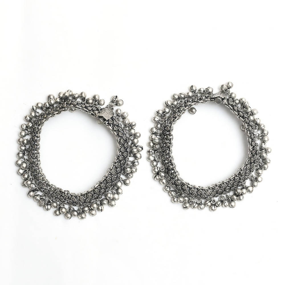 Mominos Fashion Kamal Johar Oxidised Silver Traditional Wear Anklets | Grocsy