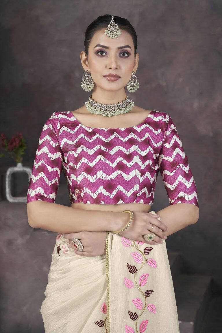 Vastranavya Off White Soft Crush Georgette Thread Embroidery work of Leaf Pattern with Patched Lace Border Saree | Grocsy