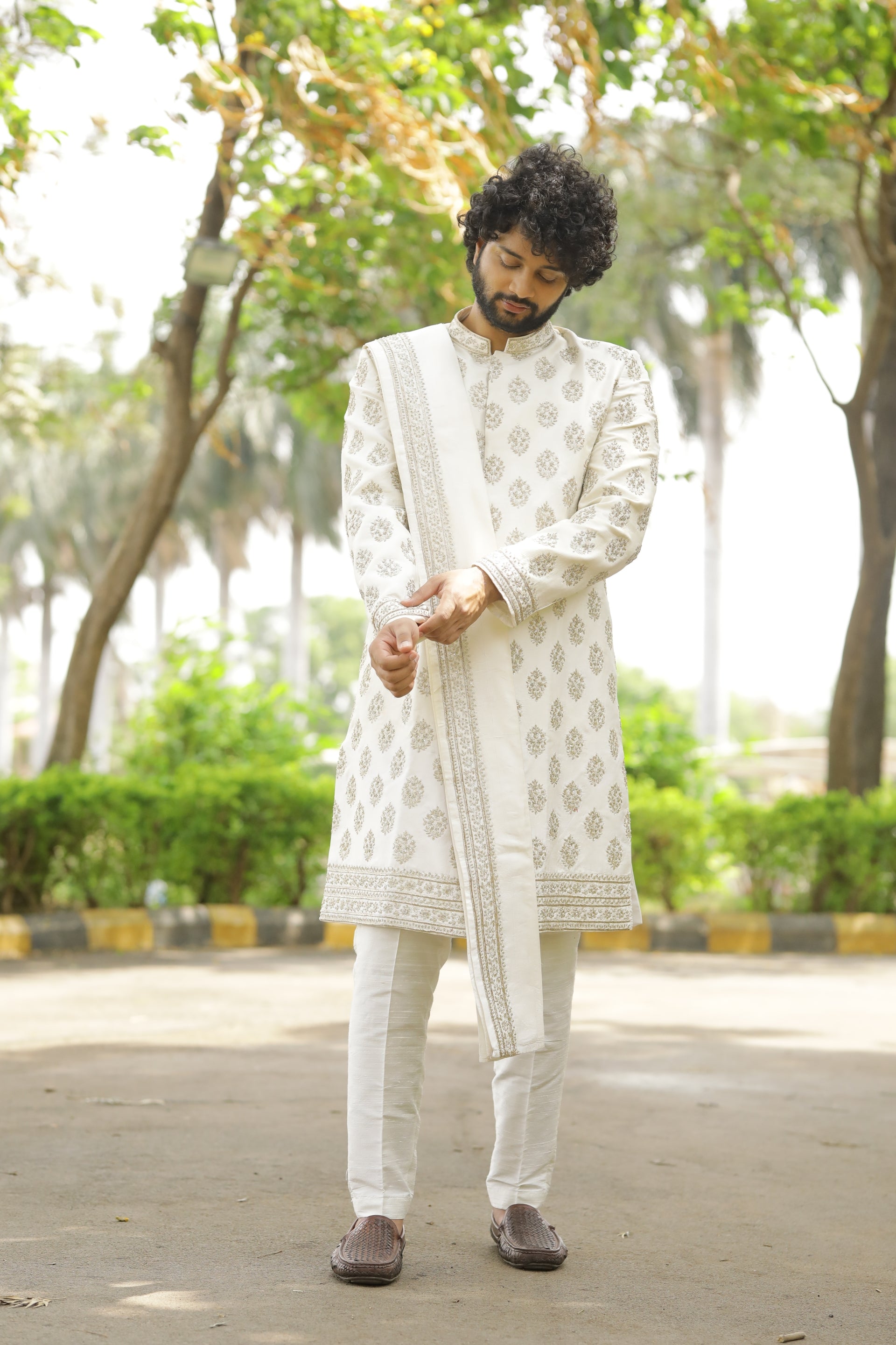 Iysian-Silver Designer Sherwani by Hilo Design | Grocsy