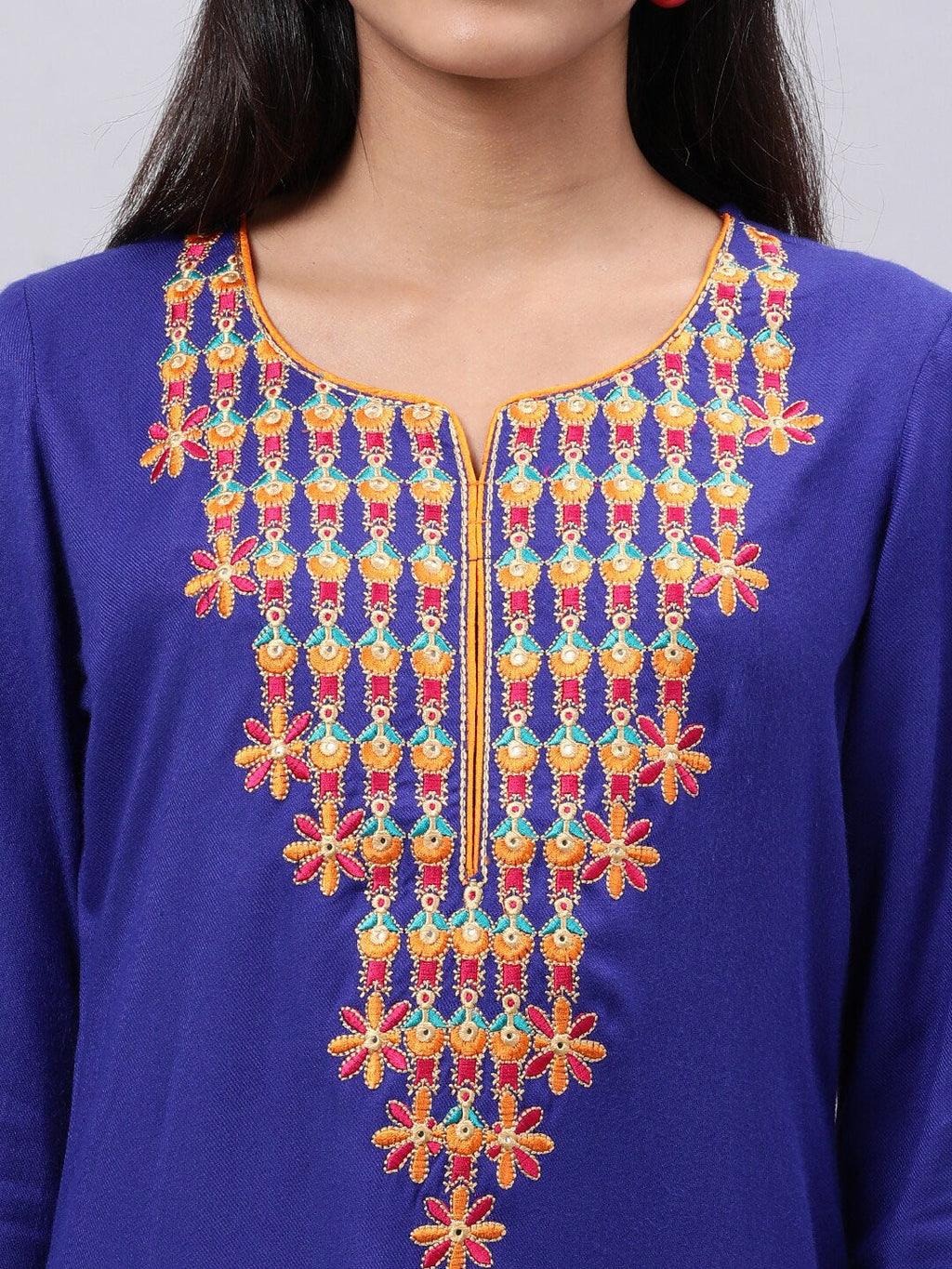 Souchii Women Beautiful Ethnic Motifs Yoke Design Mirror Work Kurta | Grocsy
