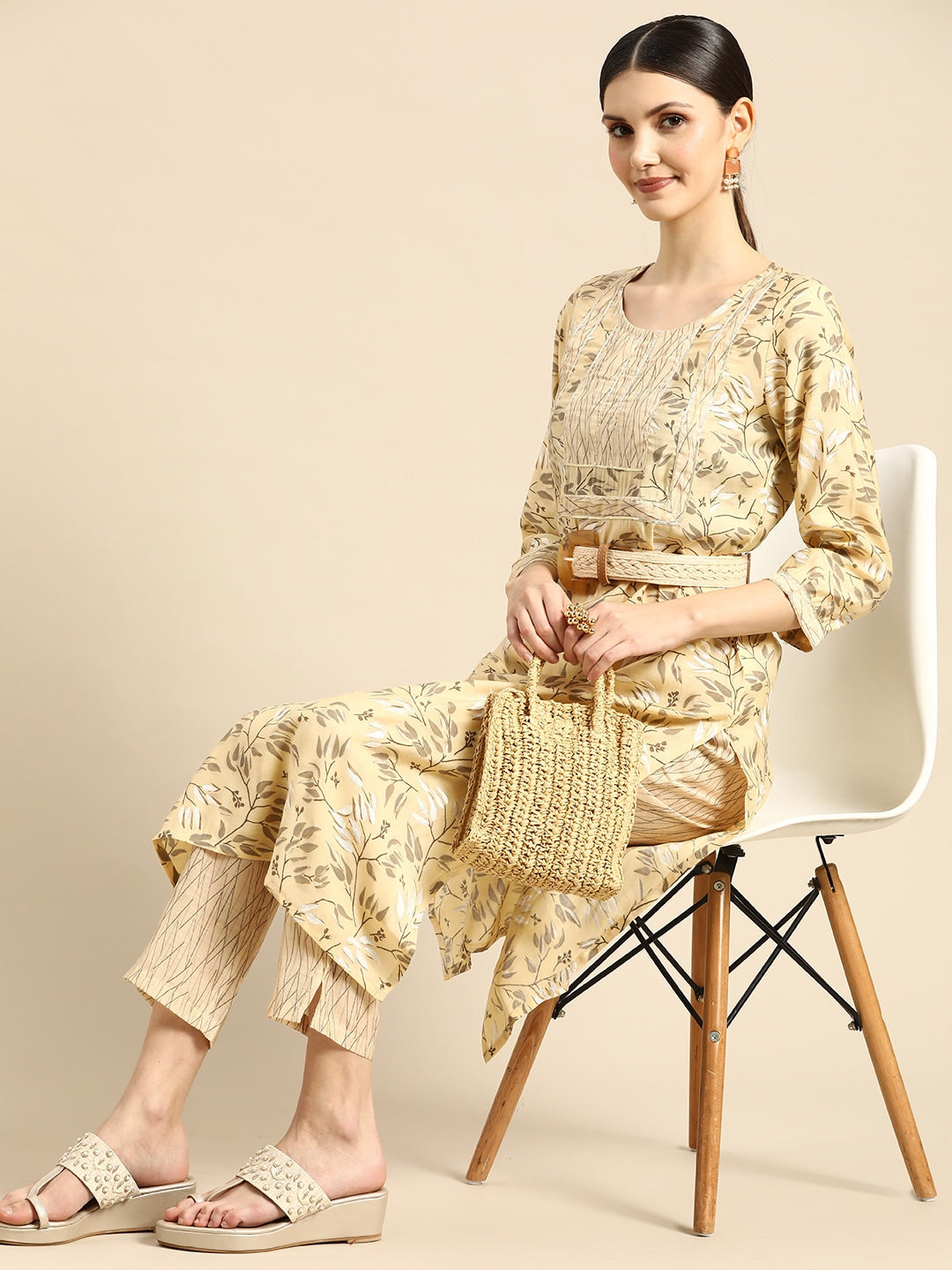 Sangria Women Beige Floral Printed Gotta Patti Kurta with Trousers | Grocsy