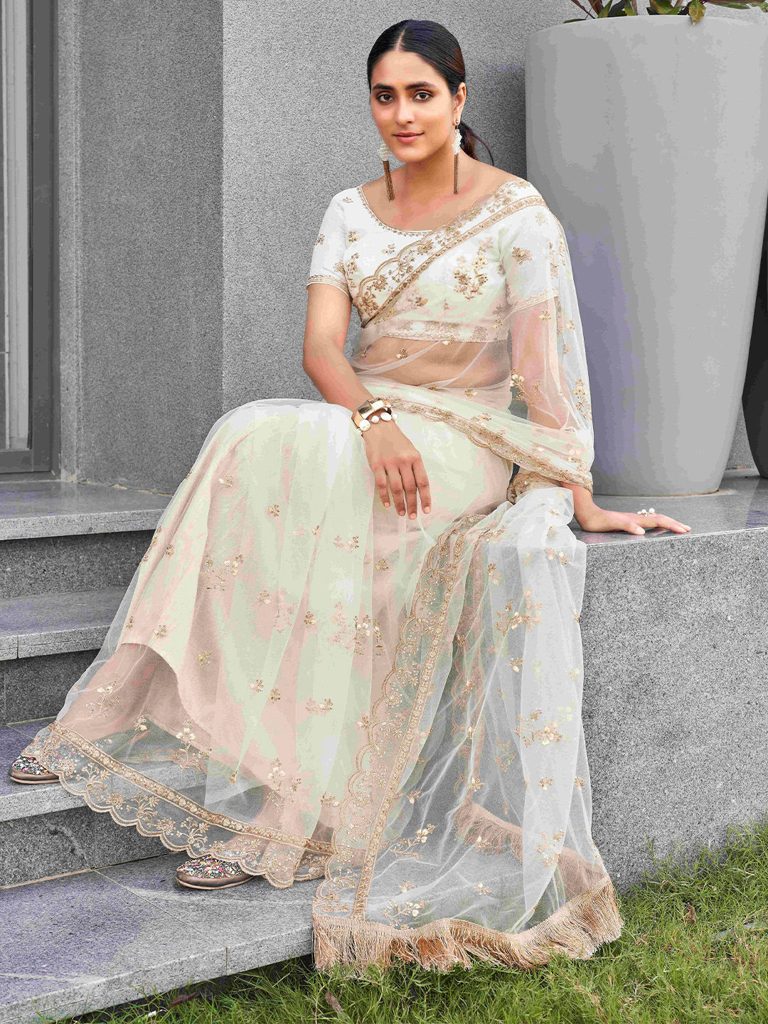 Tikhi Imli Ethnic Motifs Sequinned Embroidered Net Saree | Grocsy