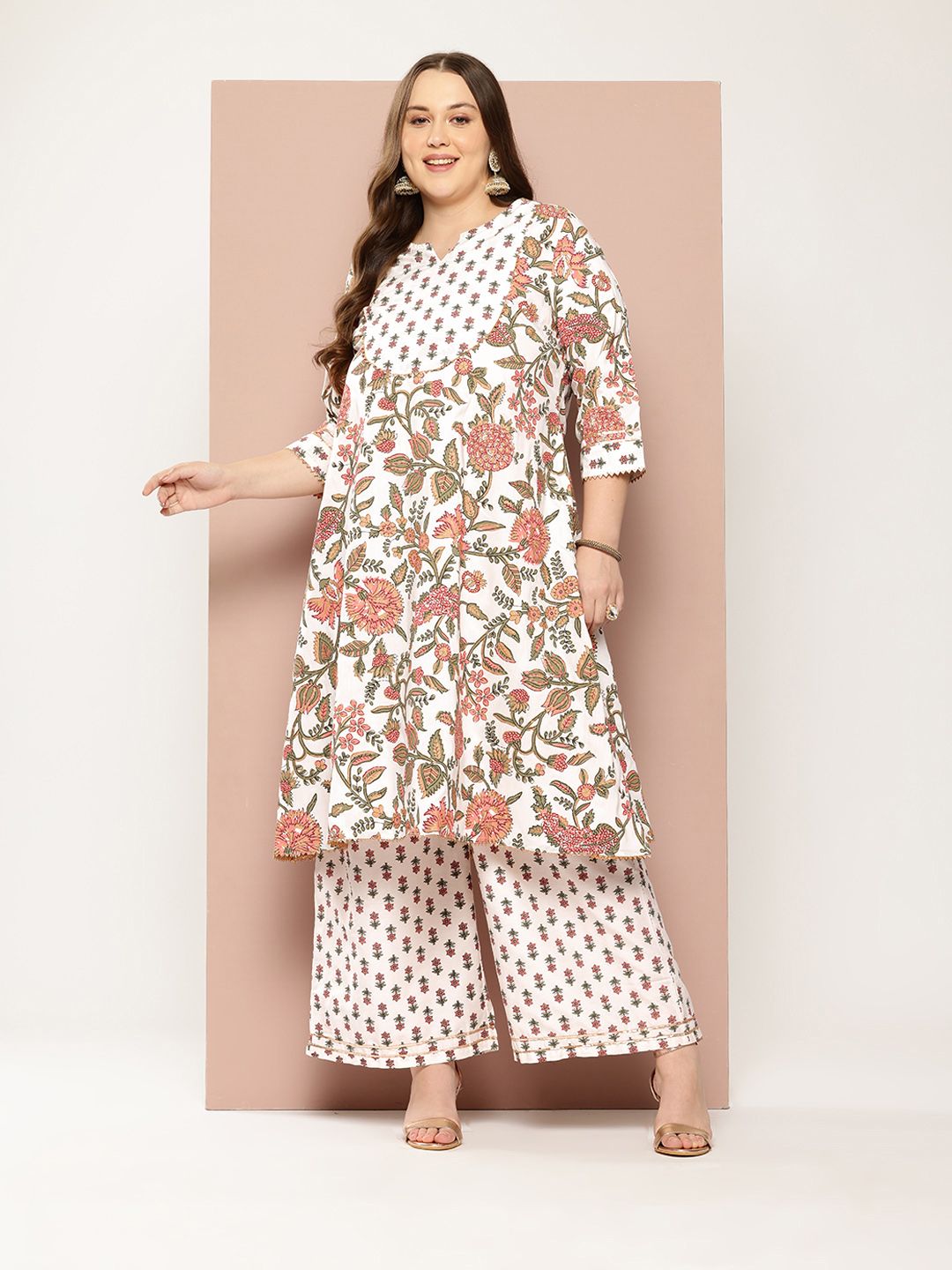 Sztori Plus Size Floral Printed Regular Gotta Patti Kurta with Palazzos | Grocsy