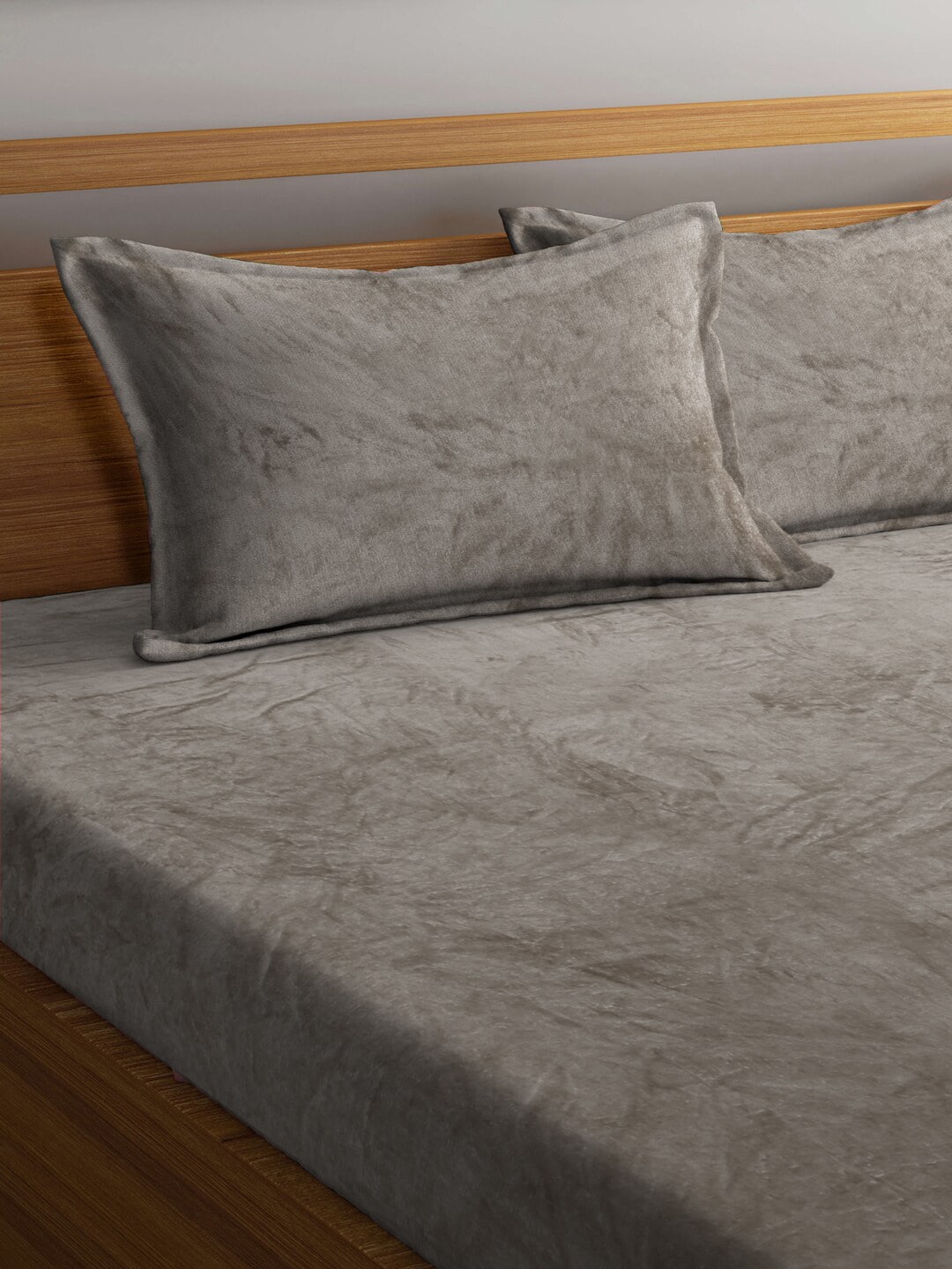 KLOTTHE 300 TC Woolen King Bedsheet with 2 Pillow Covers | Grocsy