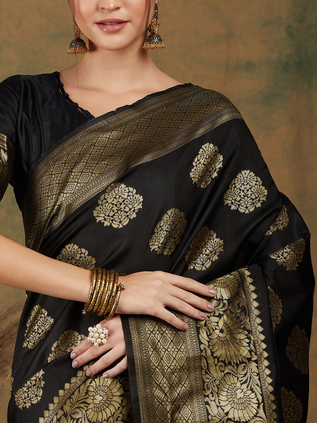 Sangria Ethnic Motif Woven-Design Banarasi Sarees | Grocsy