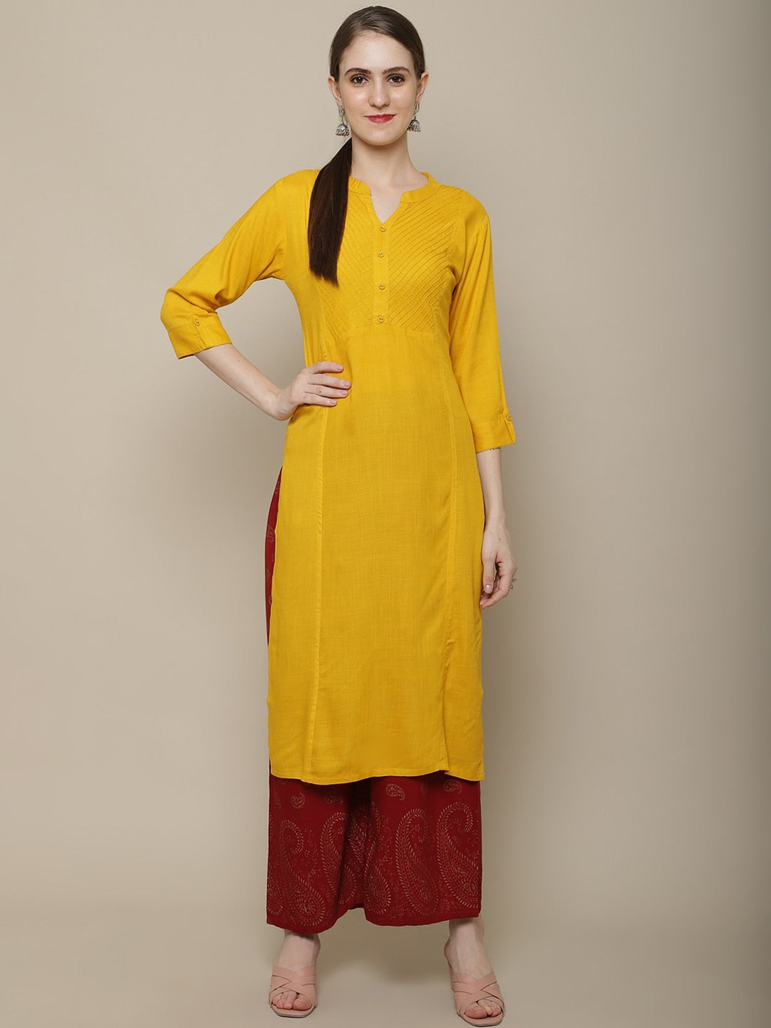 Sangria Women Solid Straight Kurta | Grocsy