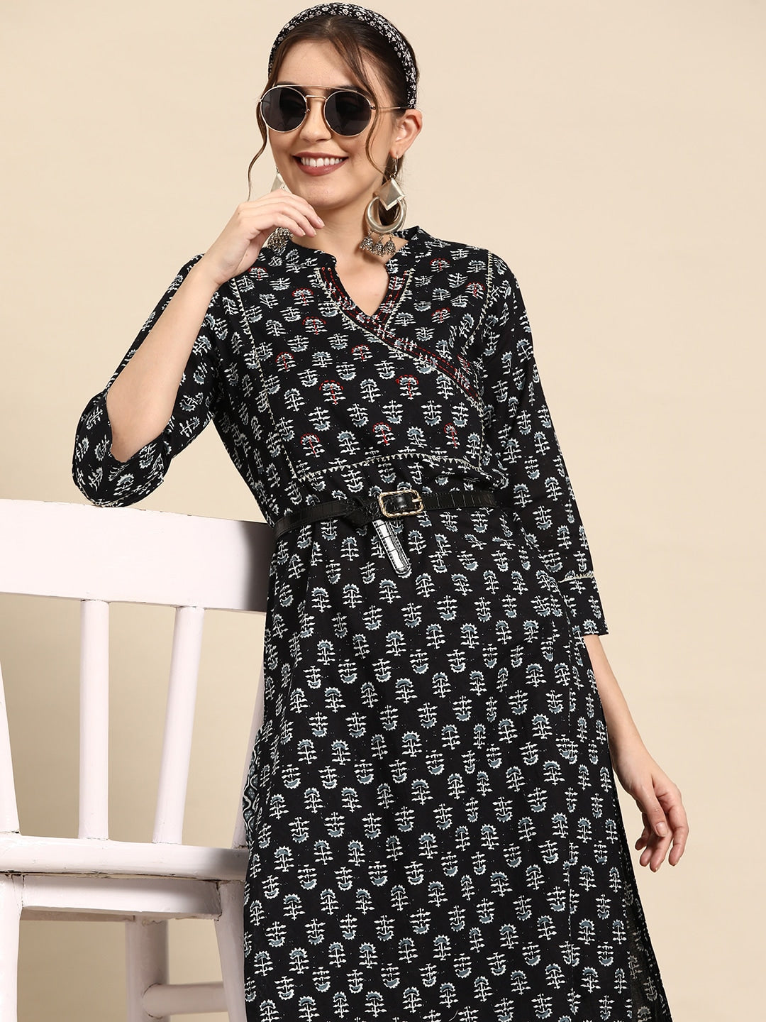 Sangria Ethnic Motifs Printed High Slit Gotta Patti Pure Cotton Kurta With Trousers | Grocsy