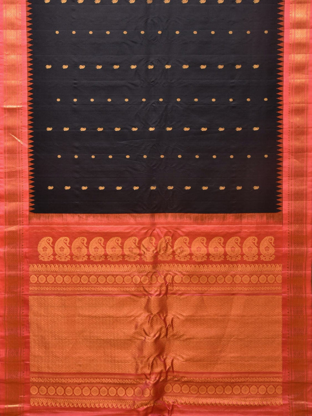 Black and Peach Gadwal Silk Handloom Saree with Mango Pallu and Border Design - Global Threads | Grocsy