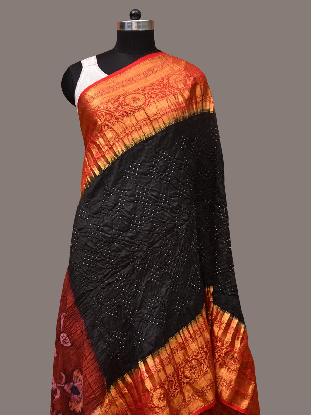 Black and Red Bandhani Kanchipuram Silk Handloom Dupatta with Kalamkari Design - Global Threads | Grocsy