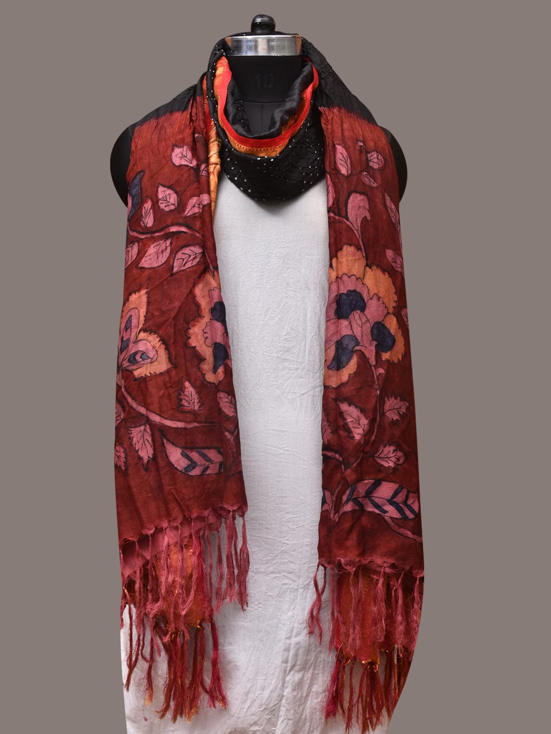 Black and Red Bandhani Kanchipuram Silk Handloom Dupatta with Kalamkari Design - Global Threads | Grocsy