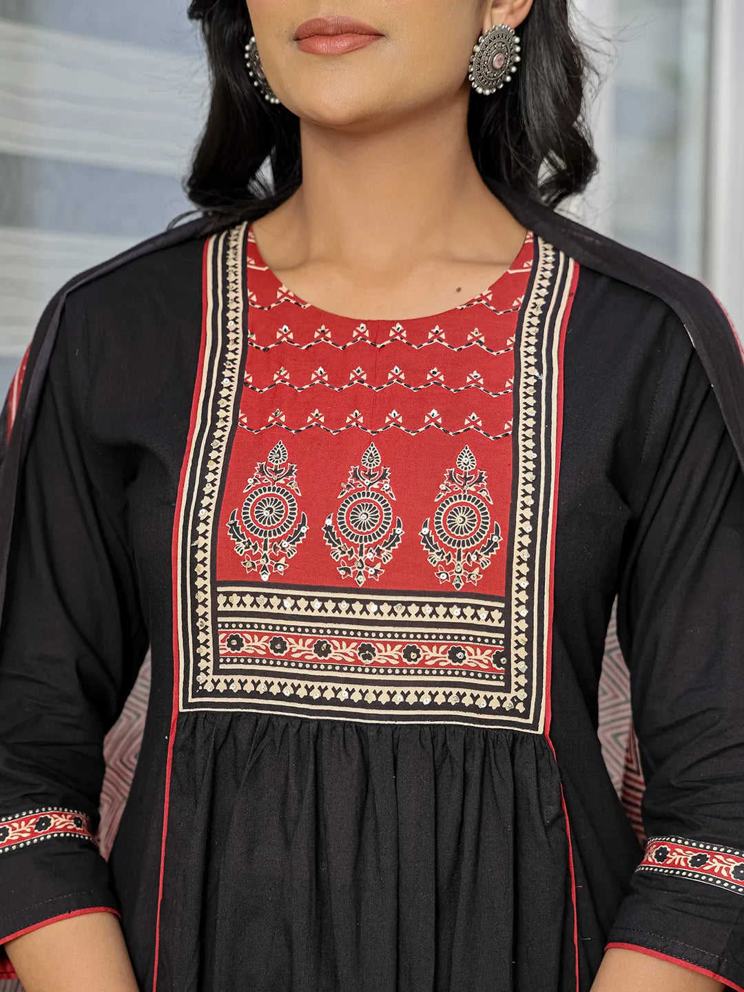 Yufta Black Cotton A Line Gathered Or Pleated Kurta Dupatta Set | Grocsy