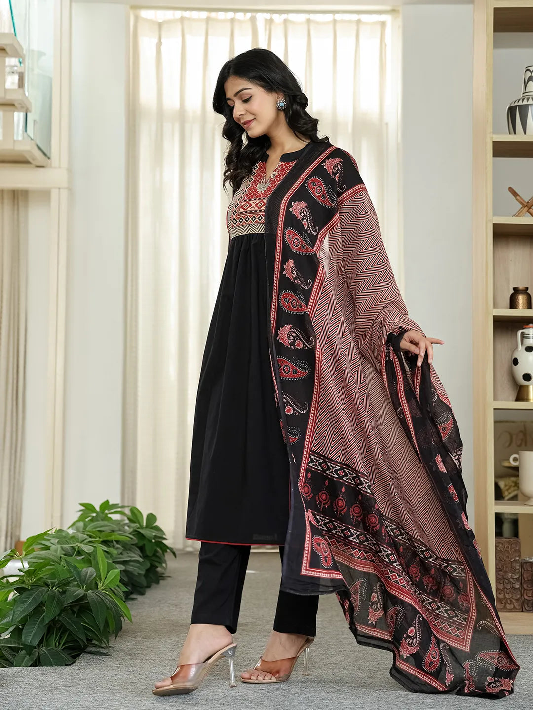 Yufta Black Cotton A Line Mandarin Collar Gathered Kurta Dupatta Set | Grocsy