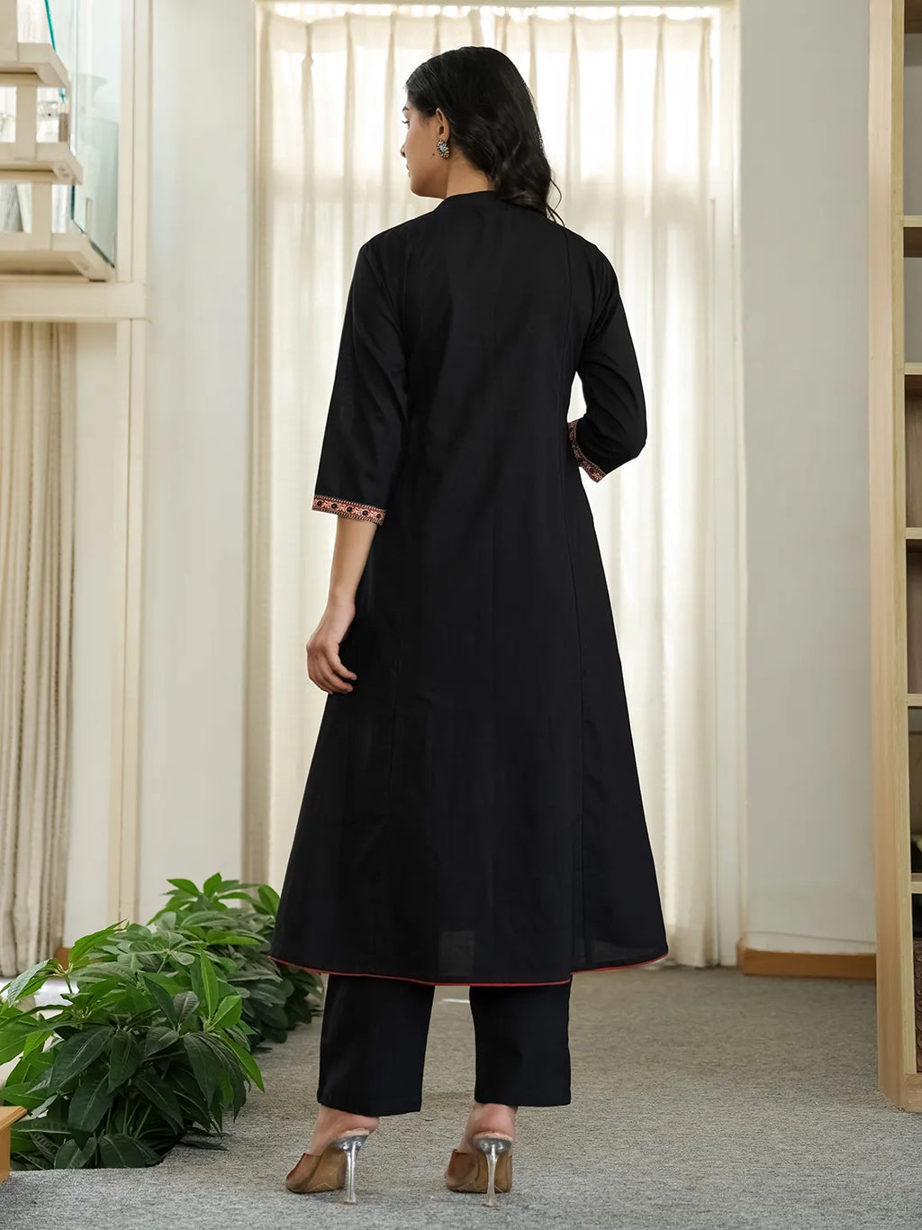 Yufta Black Cotton A Line Mandarin Collar Gathered Kurta Dupatta Set | Grocsy