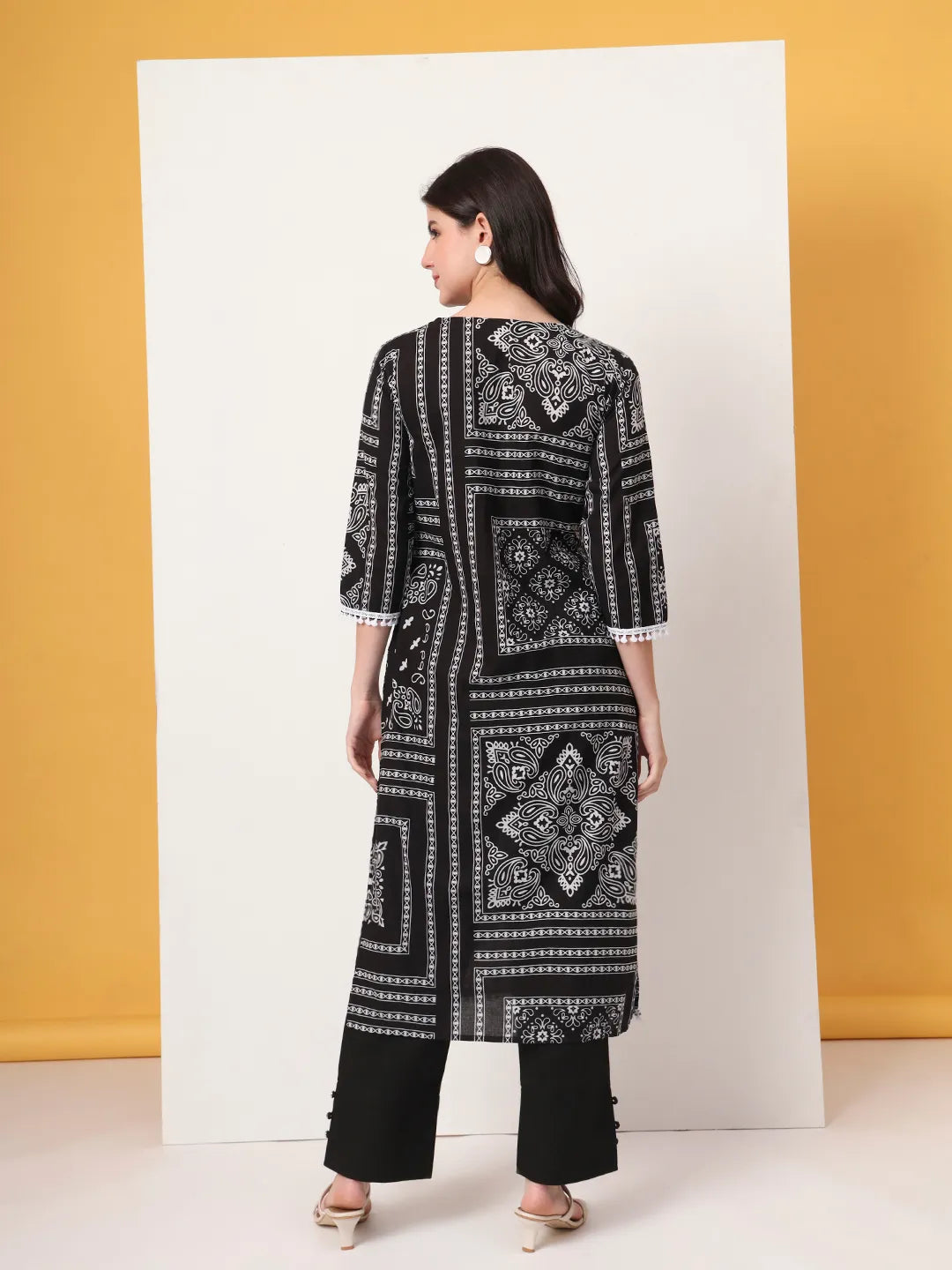Yufta Black Cotton Straight Kurta Set | Grocsy