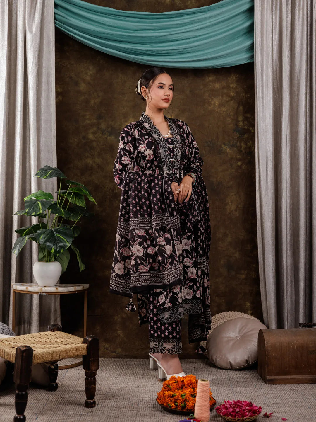 Yufta Black Floral Print Pure Cotton Beads Straight Kurta Dupatta Set With Lace Detailing | Grocsy