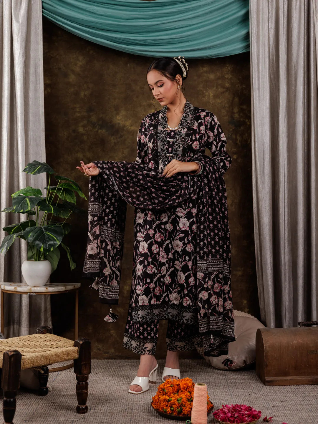 Yufta Black Floral Print Pure Cotton Beads Straight Kurta Dupatta Set With Lace Detailing | Grocsy