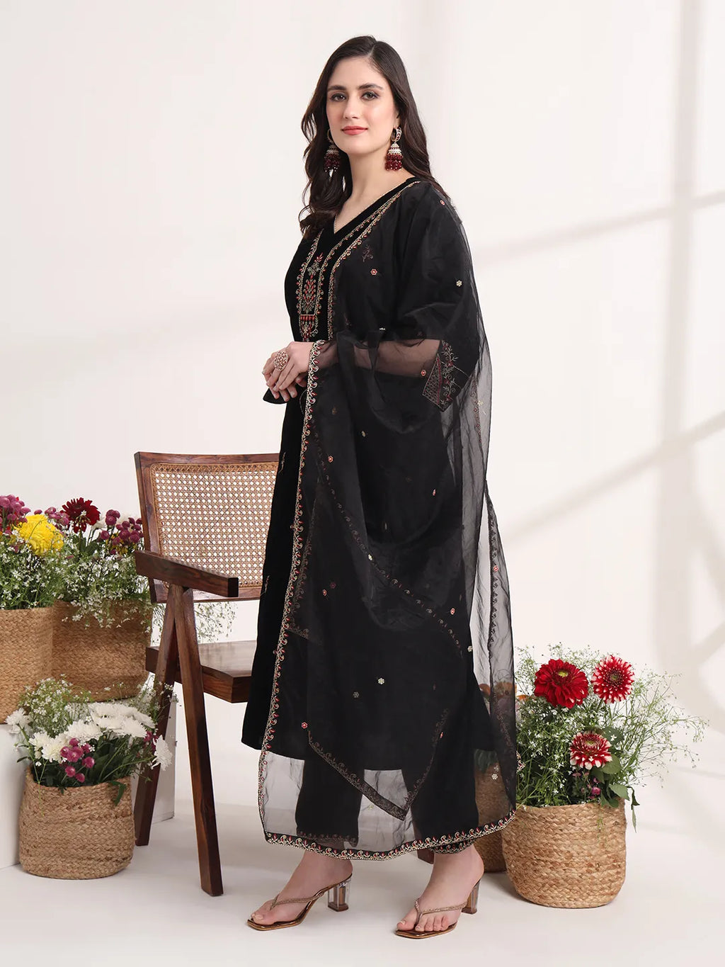 Yufta Black Straight Embroidery Kurta And Trouser With Dupatta Set | Grocsy