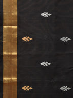 Black Uppada Silk Handloom Saree with Floral Pallu Design - Global Threads | Grocsy