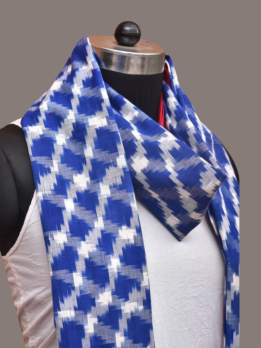 Blue and Red Pochamaplly Ikat Cotton Handloom Dupatta with Grill Design - Global Threads | Grocsy