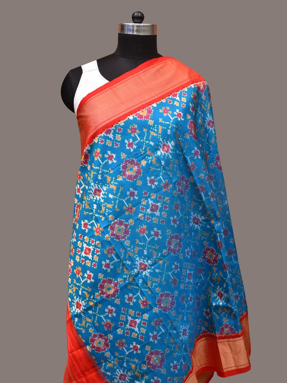 Blue and Red Pochamaplly Ikat Silk Handloom Dupatta with Geometric Design - Global Threads | Grocsy
