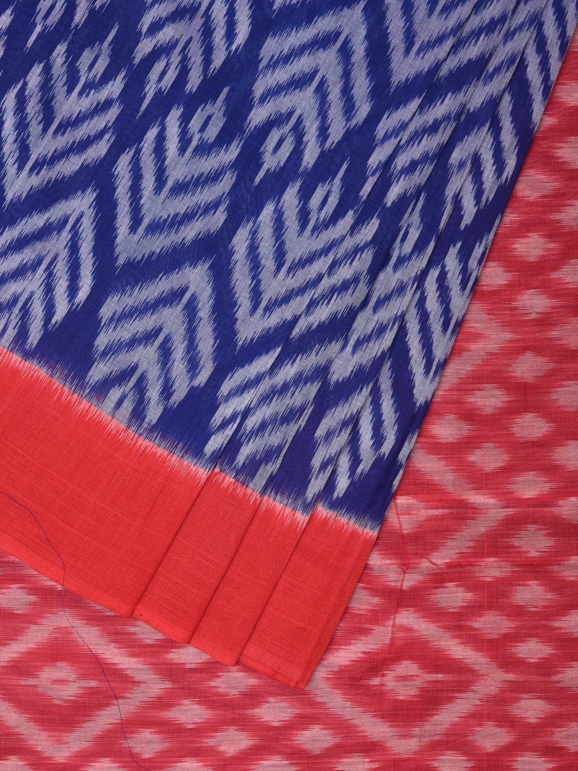 Blue and Red Pochampally Ikat Cotton Handloom Saree with All Over Design - Global Threads | Grocsy