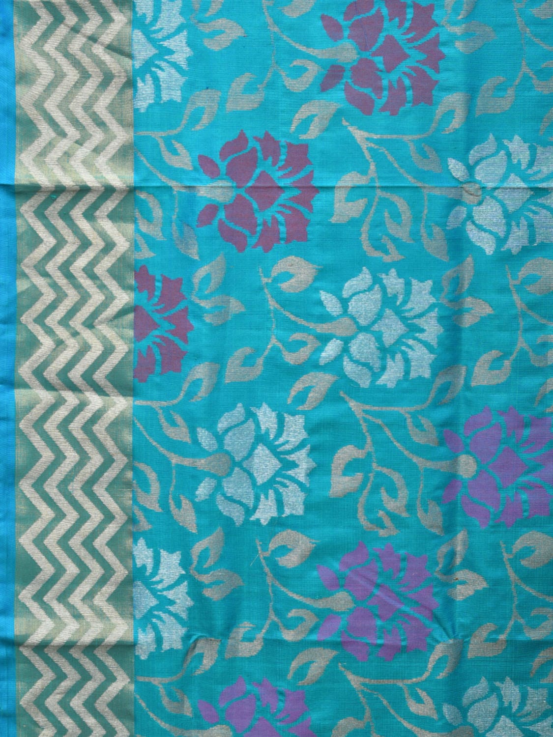 Blue Uppada Silk Handloom Saree with All Over Floral Design - Global Threads | Grocsy