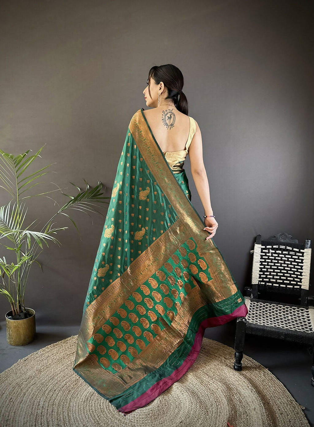 Joban Fashion Banarasi Dark Green Woven Soft Silk Saree | Grocsy
