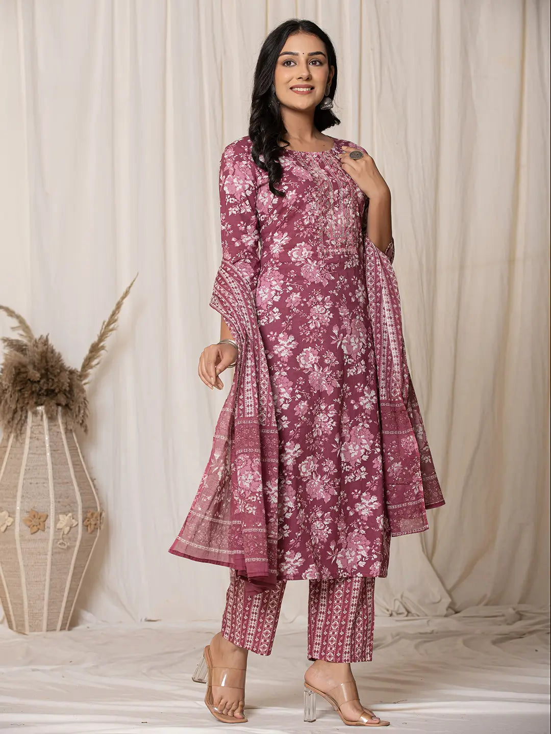 Yufta Burgundy Thread_Work Cotton Straight Kurta Trouser & Dupatta Set | Grocsy