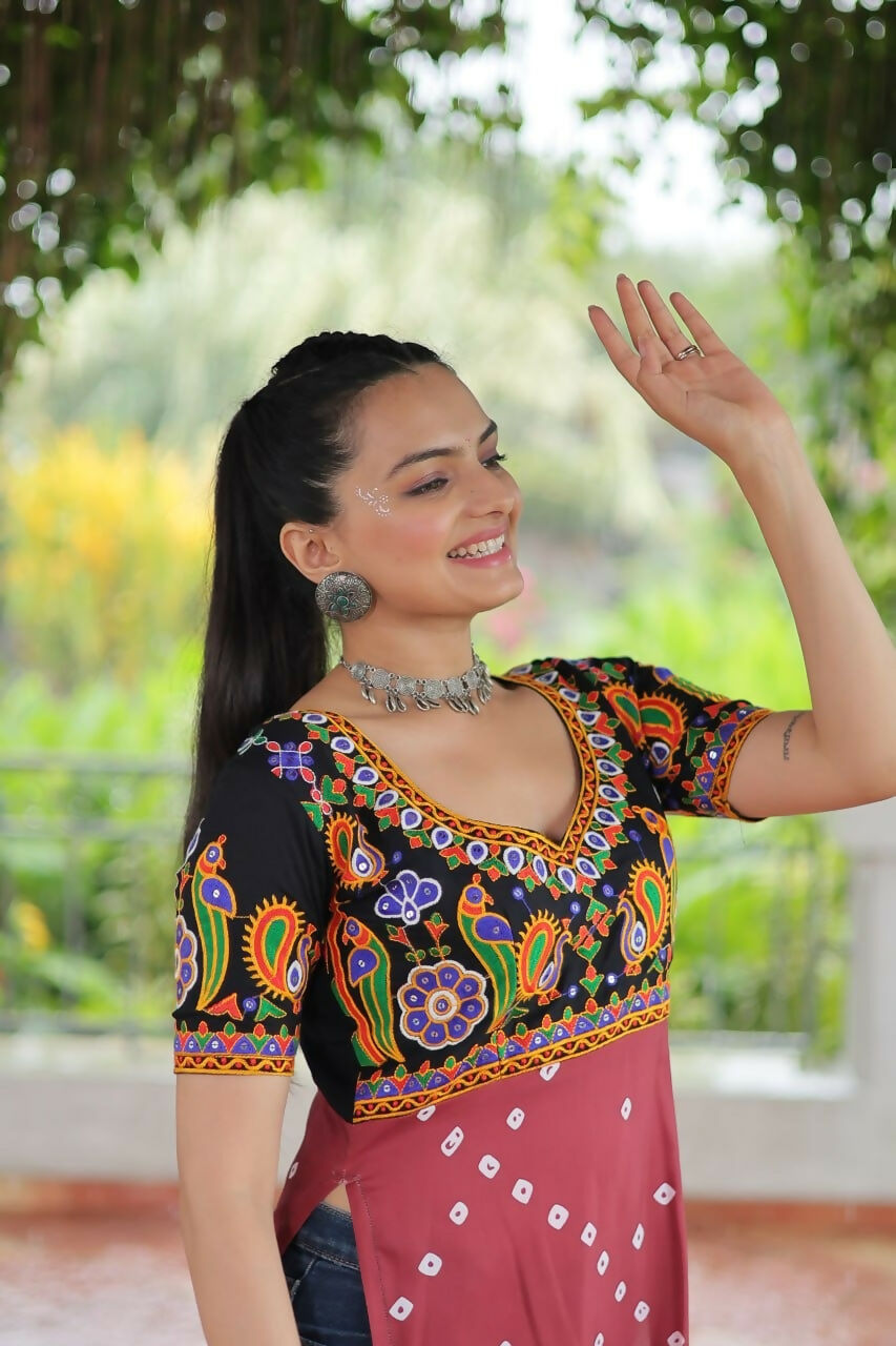 Vastranavya Black Navratri Special Kutchi Gamthi Work with Printed Kurti | Grocsy