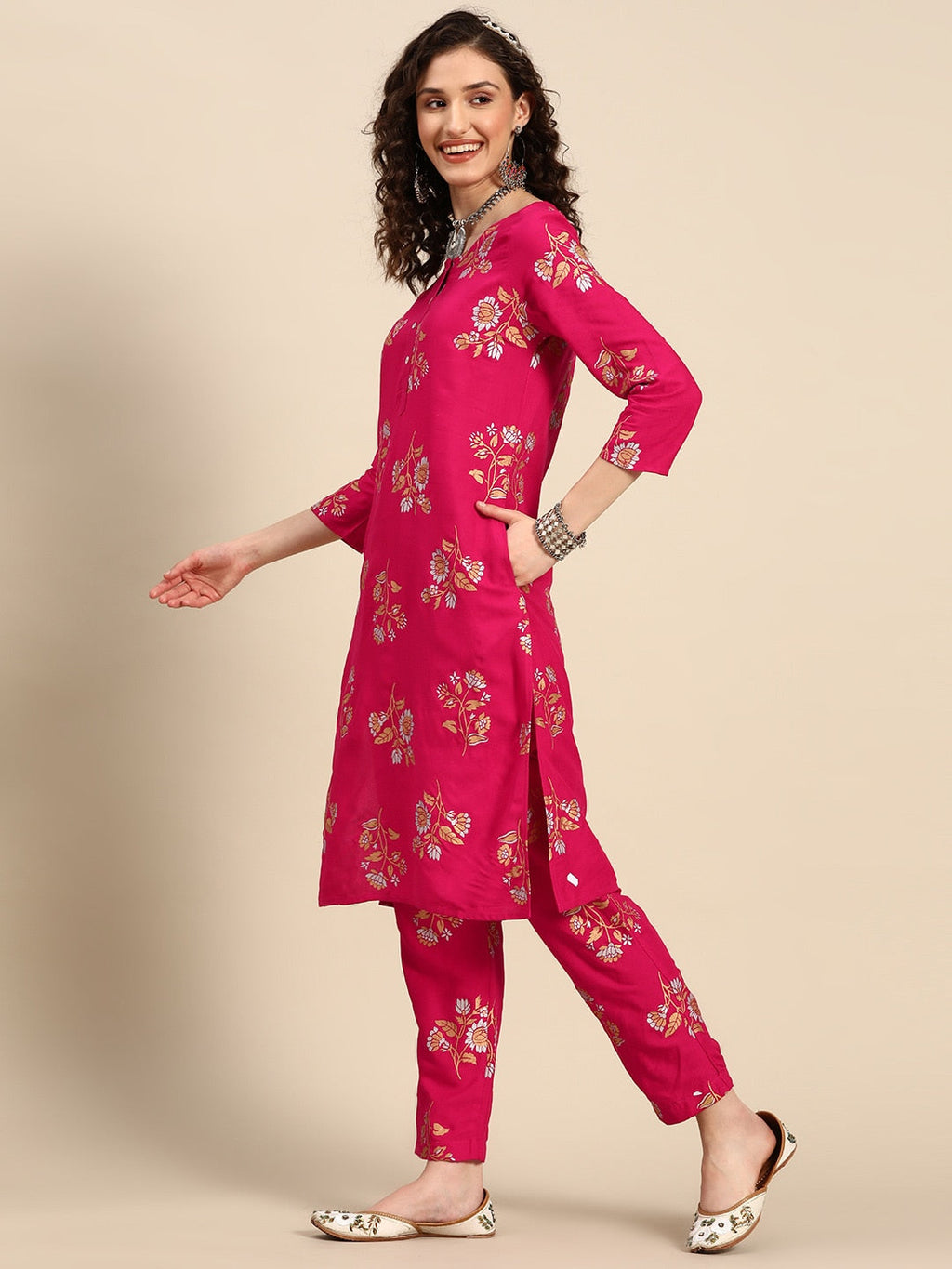 Sangria Floral Printed Regular Kurta With Trousers & Dupatta | Grocsy