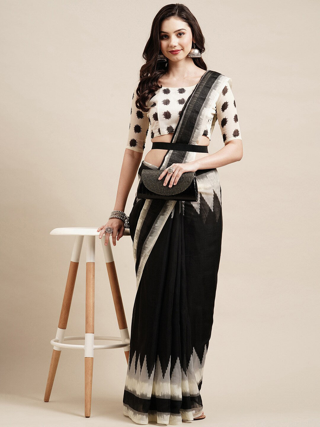 Saree Mall Black & White Pure Cotton Saree | Grocsy