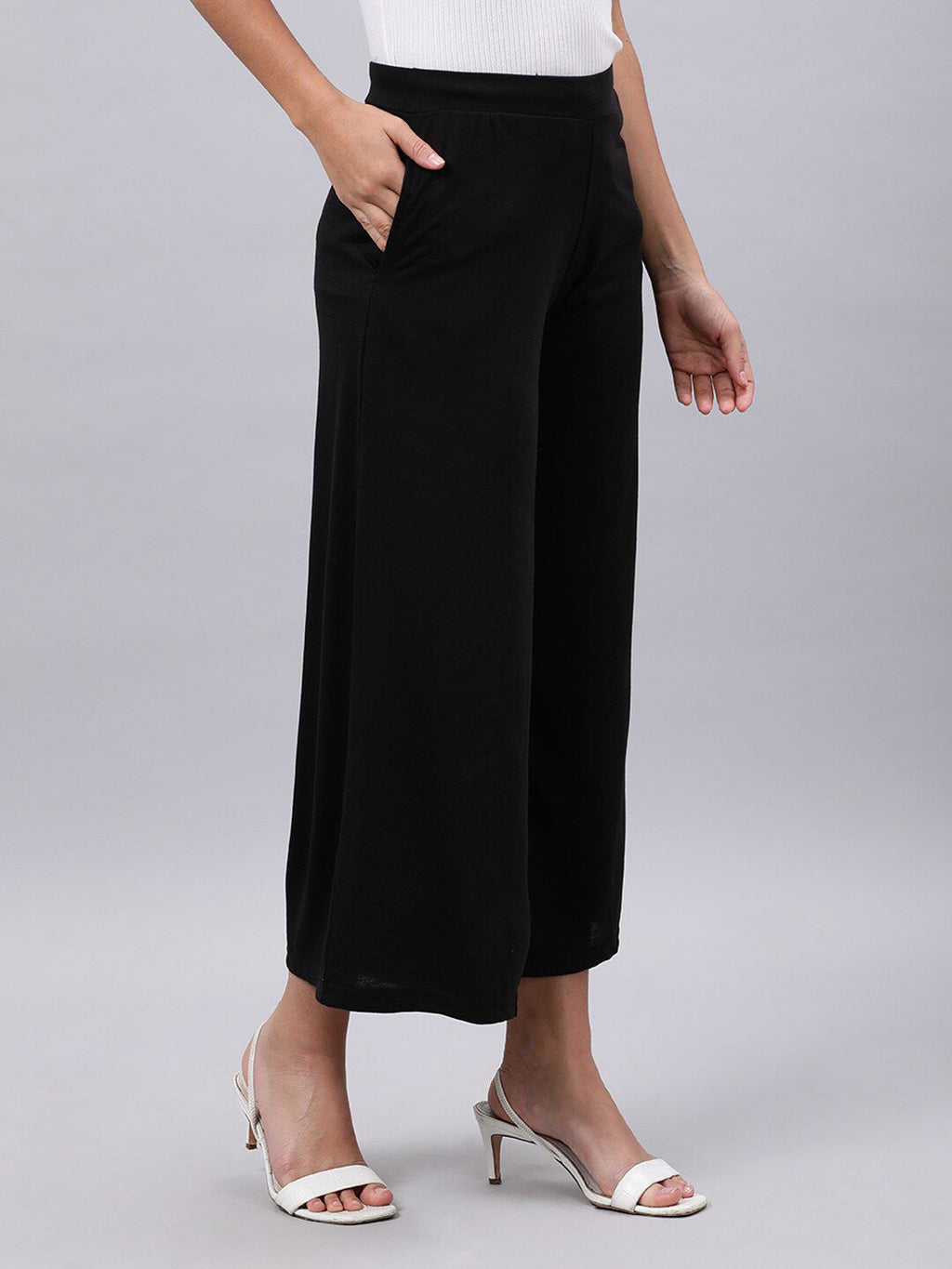 Souchii Women Black Liva Solid Palazzos | Grocsy