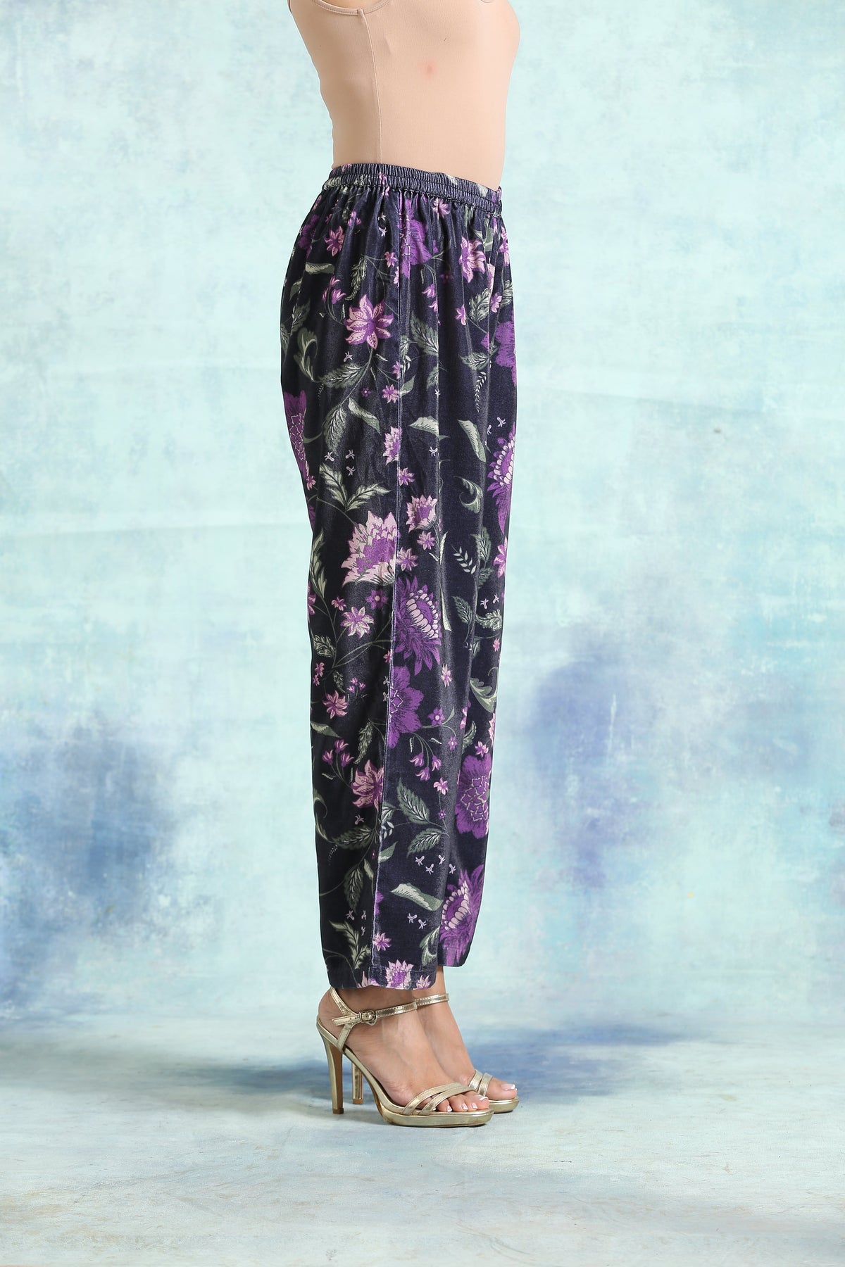 trueBrowns Black Printed Velvet Pant | Grocsy