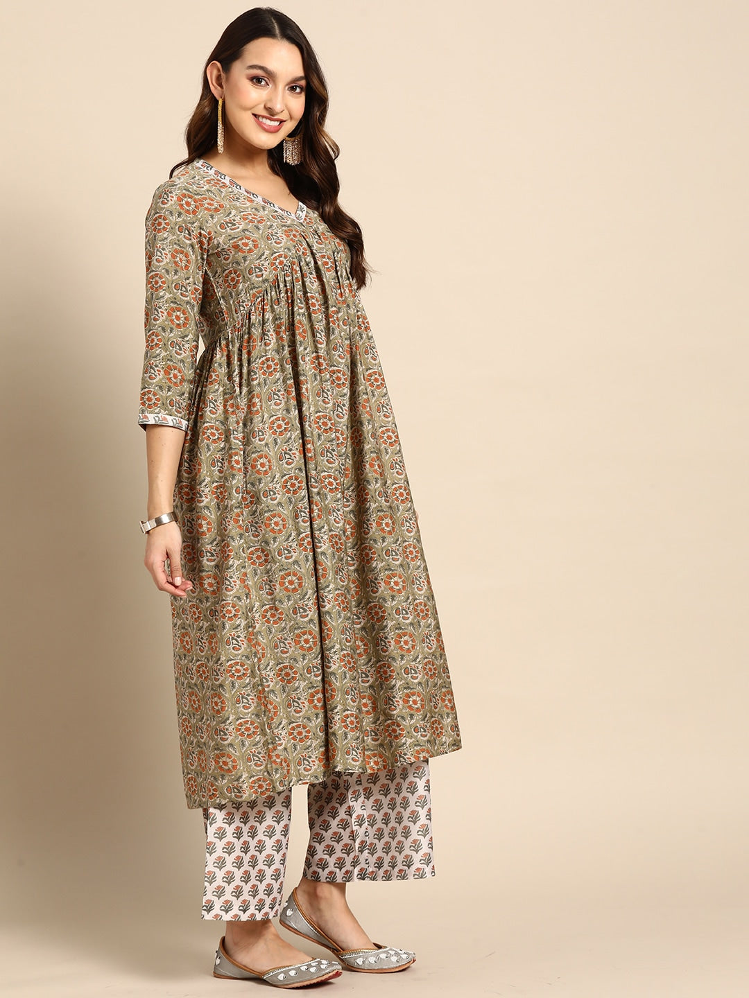 Sangria Women Olive Green Floral Printed Empire Kurta with Trousers | Grocsy