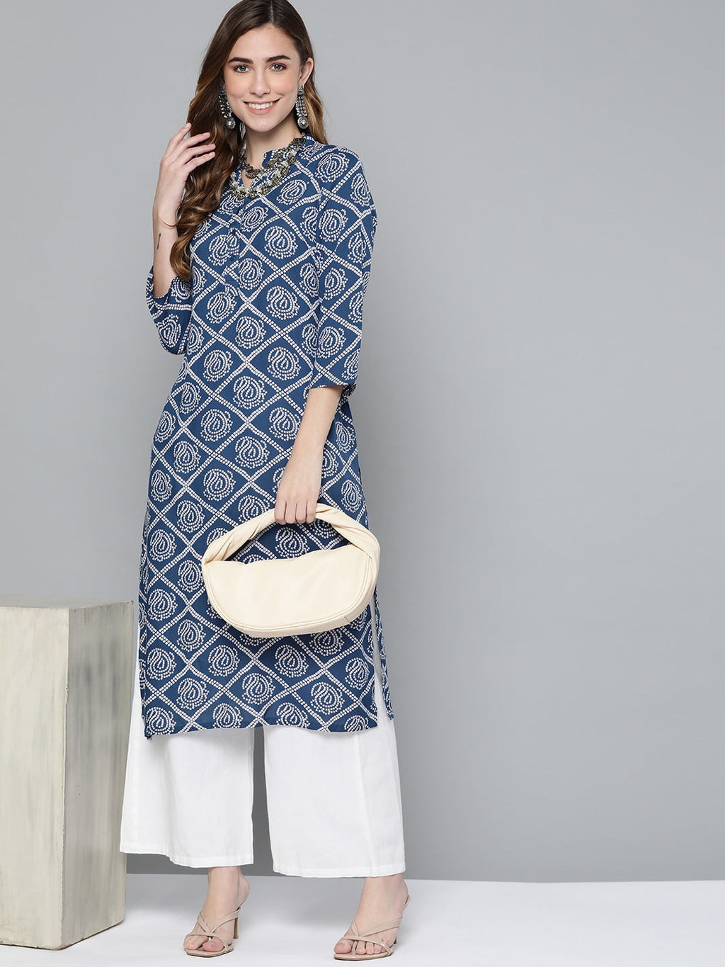 HERE&NOW Women Blue & White Geometric Printed Kurta | Grocsy
