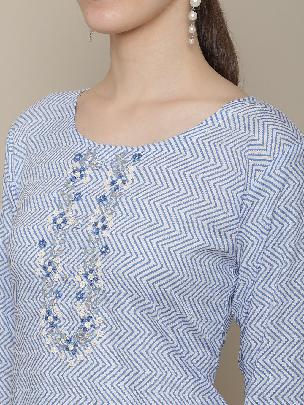 Sangria Women Lavender Geometric Printed Flared Sleeves Thread Work Kurta | Grocsy