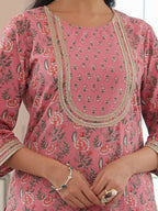 Aramya Straight Soft Cotton Floral Print Women's Kurta - Pink | Grocsy