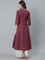 Aks Notched Lapel Collar Thread Work A-Line Kurta | Grocsy