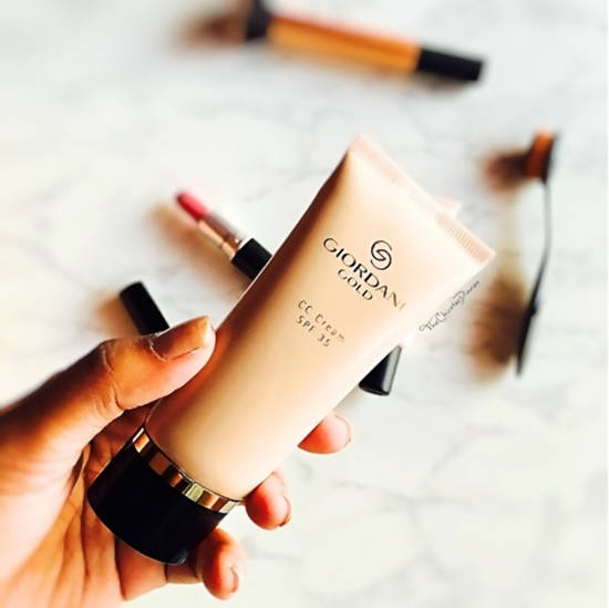 Oriflame Giordani Gold CC Cream SPF 35 - Light | Grocsy