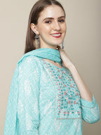 Sangria Women Blue & White Embroidery Printed Kurta Set | Grocsy
