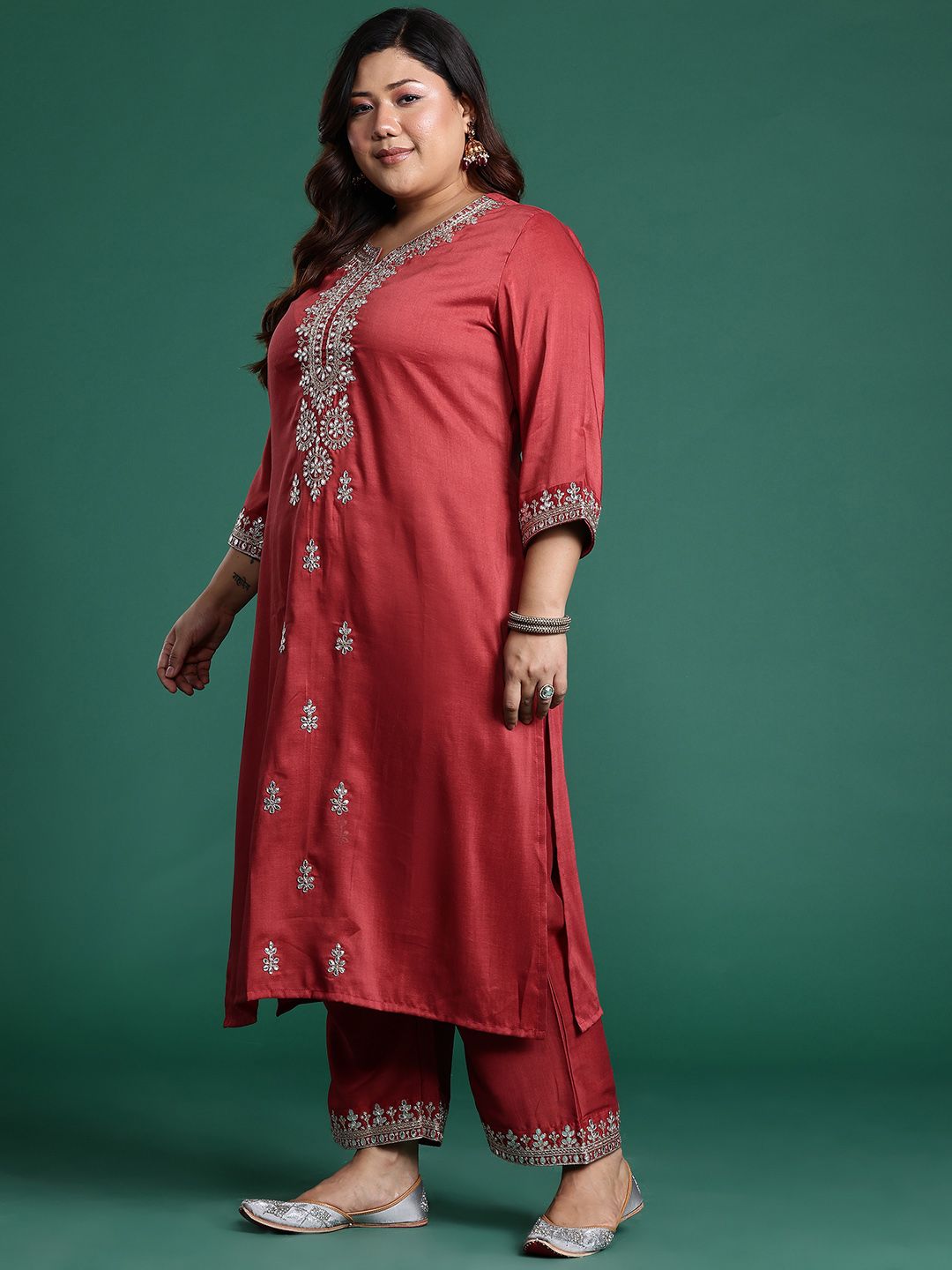 Indo Era Plus Size Ethnic Motifs Embroidered Gotta Patti Kurta Set | Grocsy